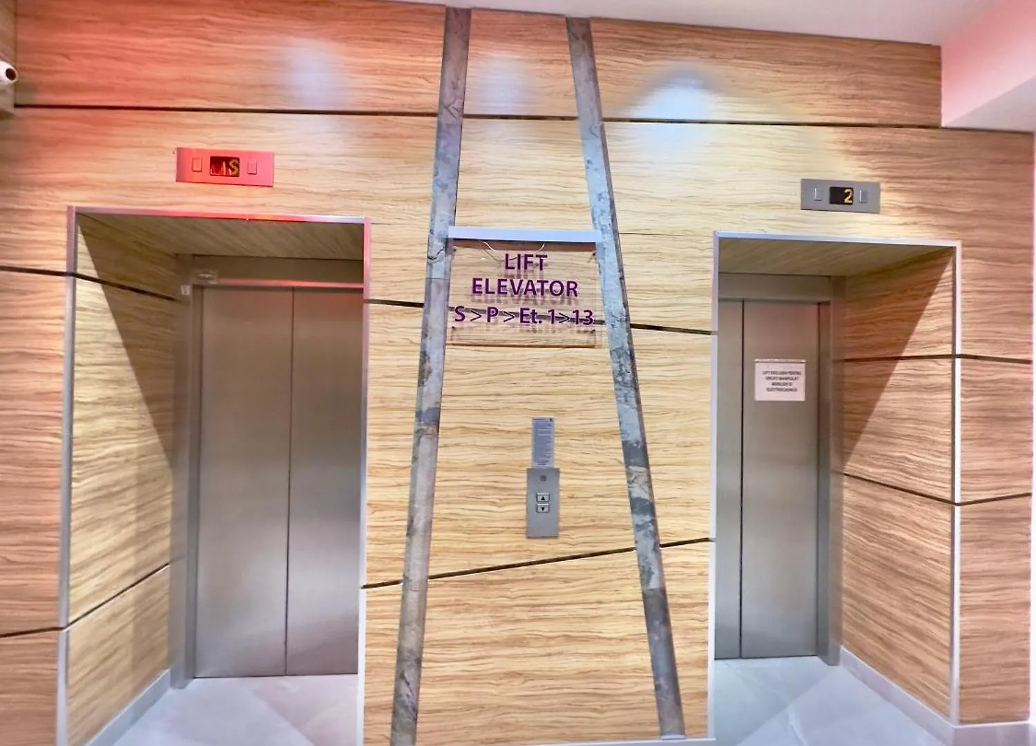 Sudului Aparthotel Bucureşti 3*,  România